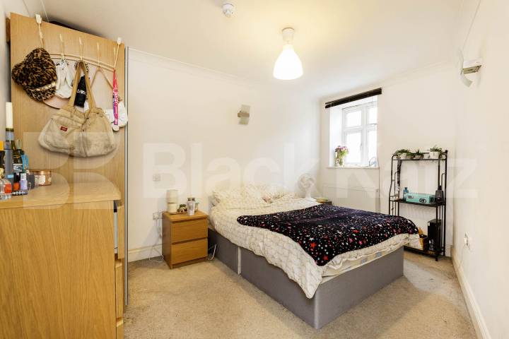 Modern Sharers Apartment Dyne Road, Kilburn